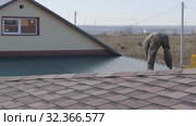 Installation of drainage system of a private house. Стоковое видео, видеограф Константин Мерцалов / Фотобанк Лори