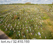Городское кладбище. Мусульманская часть. Вид сверху. City cemetery. Muslim part. Aerial view. Стоковое фото, фотограф Евгений Романов / Фотобанк Лори