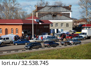Городской рынок. Юрьев-Польский. Владимирская область. Россия (2010 год). Редакционное фото, фотограф lana1501 / Фотобанк Лори