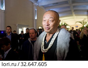 Знаменитый голливудский киноактер Кэри-Хироюки Тагава Cary-Hiroyuki Tagawa дает интервью в Москве (2013 год). Редакционное фото, фотограф Малышев Андрей / Фотобанк Лори