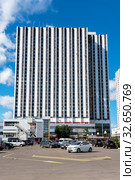 Гостиничный комплекс "Измайлово". Корпус "Бета". Москва (2018 год). Редакционное фото, фотограф Александр Щепин / Фотобанк Лори