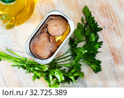 Smoked Cod liver in oil. Стоковое фото, фотограф Яков Филимонов / Фотобанк Лори