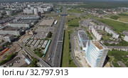 Flying over multilane highway with intersections in Moscow, Russia. Стоковое видео, видеограф Данил Руденко / Фотобанк Лори