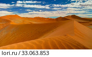 Sand dunes Namib-Naukluft national park in Namibia (2012 год). Редакционное фото, фотограф Сергей Майоров / Фотобанк Лори