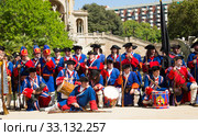 People in uniforms of historical Catalan armies on National Day of Catalonia (2018 год). Редакционное фото, фотограф Яков Филимонов / Фотобанк Лори
