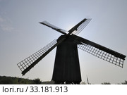 windmill on usedom. Стоковое фото, фотограф Ines Weiland-Weiser / PantherMedia / Фотобанк Лори
