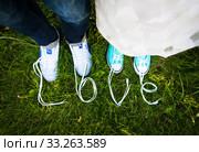 Legs bridal, phrase love. Стоковое фото, фотограф Sergiy Artsaba / PantherMedia / Фотобанк Лори