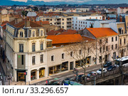 View on roof of houses in Valence in France (2017 год). Стоковое фото, фотограф Яков Филимонов / Фотобанк Лори