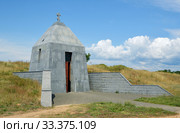 Часовня во имя Архистратига Михаила. Музейный историко-мемориальный комплекс героическим защитникам Севастополя "35-я береговая батарея" (2019 год). Редакционное фото, фотограф Александр Замараев / Фотобанк Лори