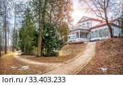 Главный Дом в Абрамцево Main House of the Abramtsevo (2020 год). Редакционное фото, фотограф Baturina Yuliya / Фотобанк Лори