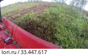 Рекультивация участка нефтедобычи. Мульчер Lamtrac LTR8400 в работе. Мульчирование болота. Reclamation of an oil production site. Lamtrac mulcher LTR8400 at work. Mulching the swamp. (2014 год). Редакционное видео, видеограф Евгений Романов / Фотобанк Лори
