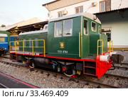 Небольшой маневровый тепловоз ТГК-2-1, ретро-выставка железнодорожной техники, город Воронеж (2019 год). Редакционное фото, фотограф Вячеслав Палес / Фотобанк Лори