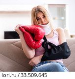 Woman injured during sport game. Стоковое фото, фотограф Elnur / Фотобанк Лори