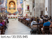 Public worship is in the Basilica of the Royal Marian Shrine of Our Lady of Candelaria. It is a Roman Catholic minor basilica in city. Тенерифе, Канары, Испания (2016 год). Редакционное фото, фотограф Кекяляйнен Андрей / Фотобанк Лори