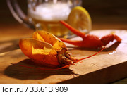 Crayfish with beer on a wooden table. Стоковое фото, фотограф Марина Володько / Фотобанк Лори
