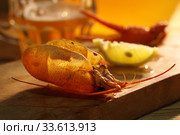 Crayfish with beer on a wooden table. Стоковое фото, фотограф Марина Володько / Фотобанк Лори