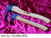 Большие стамески для долбления лодки или корыта. Русский плотник. Стоковое фото, фотограф Анатолий Матвейчук / Фотобанк Лори