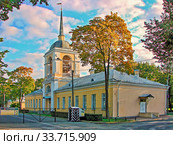 Крестовоздвиженская церковь. Петергоф. Редакционное фото, фотограф Сергей Афанасьев / Фотобанк Лори