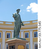 Памятник дюку де Ришельё в римской тоге (1828 год). Одесса, Украина (2007 год). Стоковое фото, фотограф Ирина Борсученко / Фотобанк Лори
