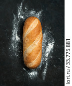 British White Bloomer or Baton loaf bread. Стоковое фото, фотограф Ольга Сергеева / Фотобанк Лори