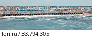 Zhigulevskaya hydroelectric station on the Volga River during the spring water discharge. Стоковое фото, фотограф Акиньшин Владимир / Фотобанк Лори