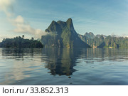 Cheow Lan lake landscape in Thailand. Стоковое фото, фотограф Михаил Коханчиков / Фотобанк Лори