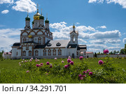 Varnitsky Trinity-Sergius Monastery in the Yaroslavl Region, Rostov Veliky, Varnitsa settlement (2020 год). Стоковое фото, фотограф Валерий Смирнов / Фотобанк Лори