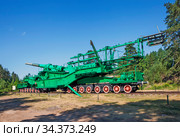 Артиллерийский транспортёр ТМ-3-12 с 305-мм орудием с линкора «Император Александр III». Форт «Красная Горка». Посёлок Форт Красная Горка, Ломоносовский район, Ленинградская область (2020 год). Редакционное фото, фотограф Сергей Афанасьев / Фотобанк Лори