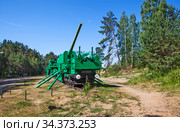 Артиллерийские транспортёры ТМ-I-180 и ТМ-III-12 с 305-мм и 180-мм орудиями. Форт «Красная Горка». Посёлок Форт Красная Горка, Ломоносовский район, Ленинградская область (2020 год). Редакционное фото, фотограф Сергей Афанасьев / Фотобанк Лори