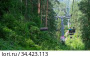 Видео подъемника на гору Церковка в Белокурихе на Алтае / Video of elevator on mount Tserkovka near Altai resort Belokurikha (2020 год). Редакционное видео, видеограф Сергей Пристяжнюк (Serg Zastavkin) / Фотобанк Лори