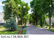 Сквер Н. М. Пржевальского. Смоленск (2020 год). Редакционное фото, фотограф Сергей Афанасьев / Фотобанк Лори