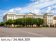 Здание Администрации города Смоленска. Смоленск (2020 год). Редакционное фото, фотограф Сергей Афанасьев / Фотобанк Лори