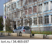 Административное здание ОБ ДПС и МОТОТРЭР. ОБ ДПС ГИБДД УВД по САО (3-е отделение МОТОТРЭР САО и ОБ ДПС ГИБДД УВД по САО). Смольная улица, 6. Головинский район. Город Москва (2010 год). Редакционное фото, фотограф lana1501 / Фотобанк Лори