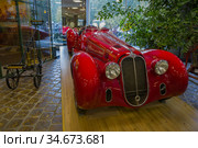 Спортивный ретроавтомобиль Alfa Romeo ("Альфа Ромео") 8C2900B в музее техники Вадима Задорожного (2020 год). Редакционное фото, фотограф Виктор Карасев / Фотобанк Лори