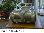 Ретроавтомобиль Alfa Romeo ("Альфа Ромео") 6C2500 SS в музее техники Вадима Задорожного (2020 год). Редакционное фото, фотограф Виктор Карасев / Фотобанк Лори