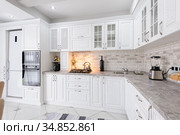 modern white wooden kitchen interior. Стоковое фото, фотограф Сергей Старуш / Фотобанк Лори