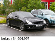 Mercedes-Benz C219 CLS-class (2020 год). Редакционное фото, фотограф Art Konovalov / Фотобанк Лори