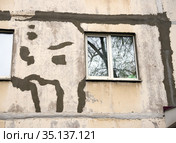Замазанные раствором швы на стене панельного дома. Стоковое фото, фотограф Вячеслав Палес / Фотобанк Лори