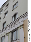Балашиха, улица Флёрова дом 3/2 (2020 год). Редакционное фото, фотограф Дмитрий Неумоин / Фотобанк Лори