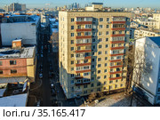Москва,Замоскворечье, 2й Монетчиковский переулок, дом 2/12 (2020 год). Редакционное фото, фотограф glokaya_kuzdra / Фотобанк Лори