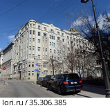 Москва. Доходный дом Г. А. Гордон на улице Малая Молчановка, 8. (2017 год). Редакционное фото, фотограф Free Wind / Фотобанк Лори