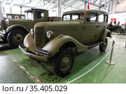 Military-technical festival "Victory Motors" in Sokolniki Park. GAZ-61, all-wheel drive Soviet commander's car, was created in 1938. Moscow, Russia (2015 год). Редакционное фото, фотограф Наталья Волкова / Фотобанк Лори