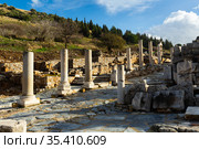 Curette Street in Ephesus, Turkey. Стоковое фото, фотограф Яков Филимонов / Фотобанк Лори