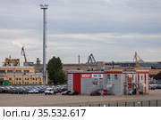 Автомобильный терминал Rolf в порту Санкт-Петербурга (2020 год). Стоковое фото, фотограф Алексей Шматков / Фотобанк Лори
