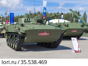 Боевая машина десанта БМД-4м крупным планом. Международный военный форум "Армия-2020" Редакционное фото, фотограф Виктор Карасев / Фотобанк Лори