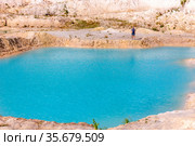 beautiful turquoise color of water in a kaolin quarry near the city of Kyshtym, Chelyabinsk region in Russia. Стоковое фото, фотограф Акиньшин Владимир / Фотобанк Лори
