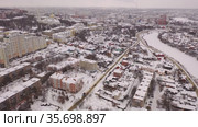 Aerial view of the Intercession Bishop Cathedral and residental quarters in winter in city Penza, Russia. Стоковое видео, видеограф Яков Филимонов / Фотобанк Лори