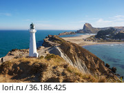 Маяк Castlepoint, Новая Зеландия (2021 год). Стоковое фото, фотограф NataMint / Фотобанк Лори