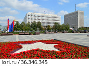 Калужская площадь. Министерство внутренних дел РФ. Житная улица, 16. Район Якиманка. Город Москва. Россия (2019 год). Редакционное фото, фотограф lana1501 / Фотобанк Лори