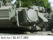 Система "Штора" нового российского основного танка Т-90А, полигон "Алабино" в парке "Патриот", Международный военно-технический форум "Армия-2019", Московская область. Редакционное фото, фотограф Малышев Андрей / Фотобанк Лори